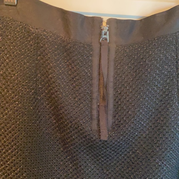 Club Monaco Black Skirt - Picture 4 of 6